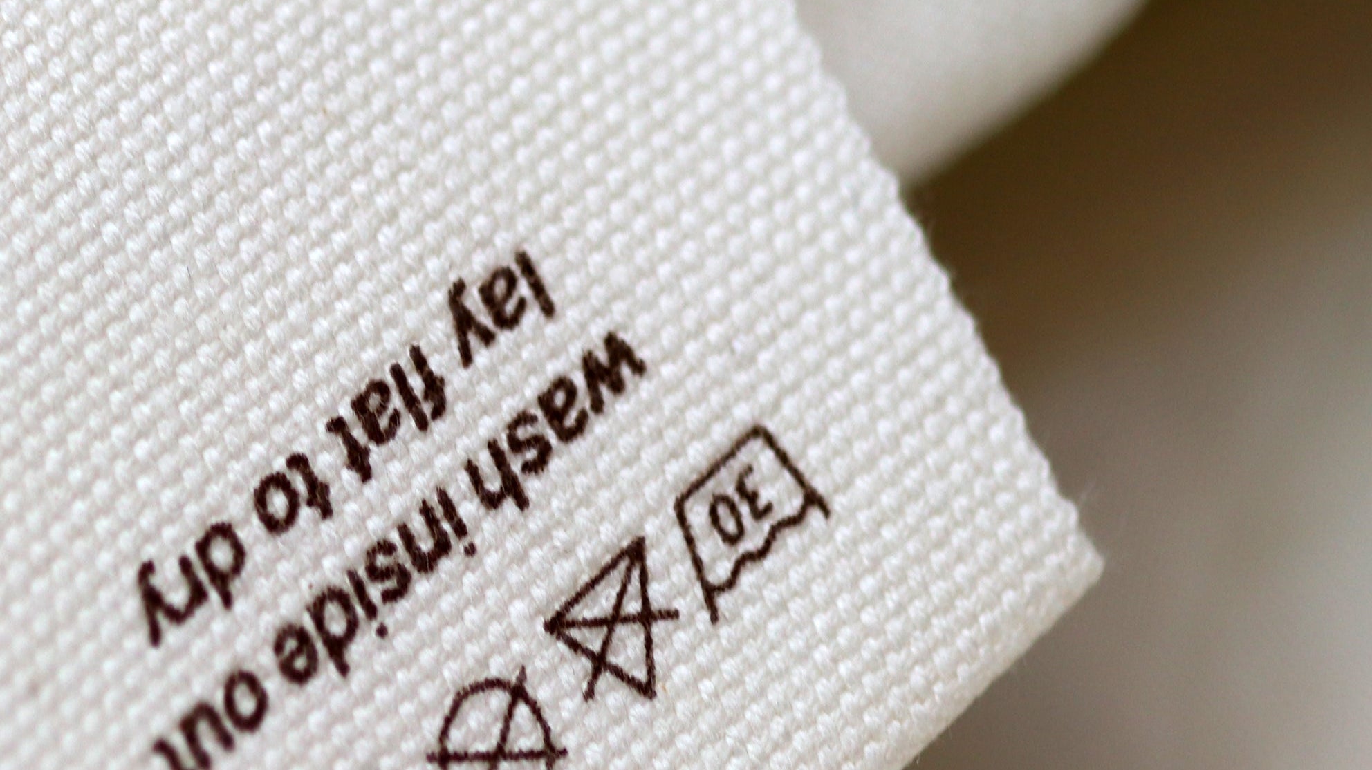 Choosing the Right Fabric for Your Garment Labels