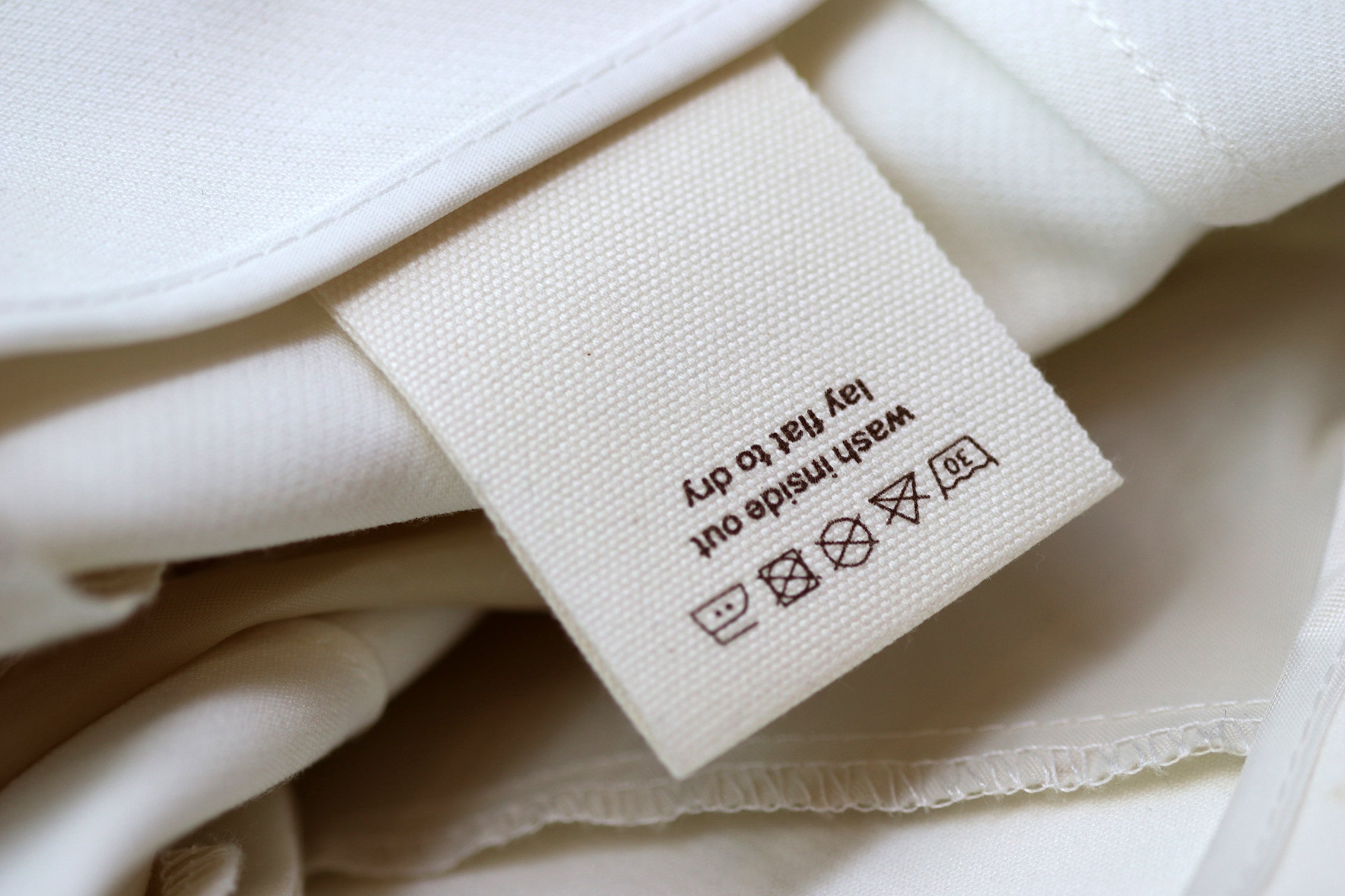 Off White Cotton Off White Cotton smallabel 25x60mm End Fold 100